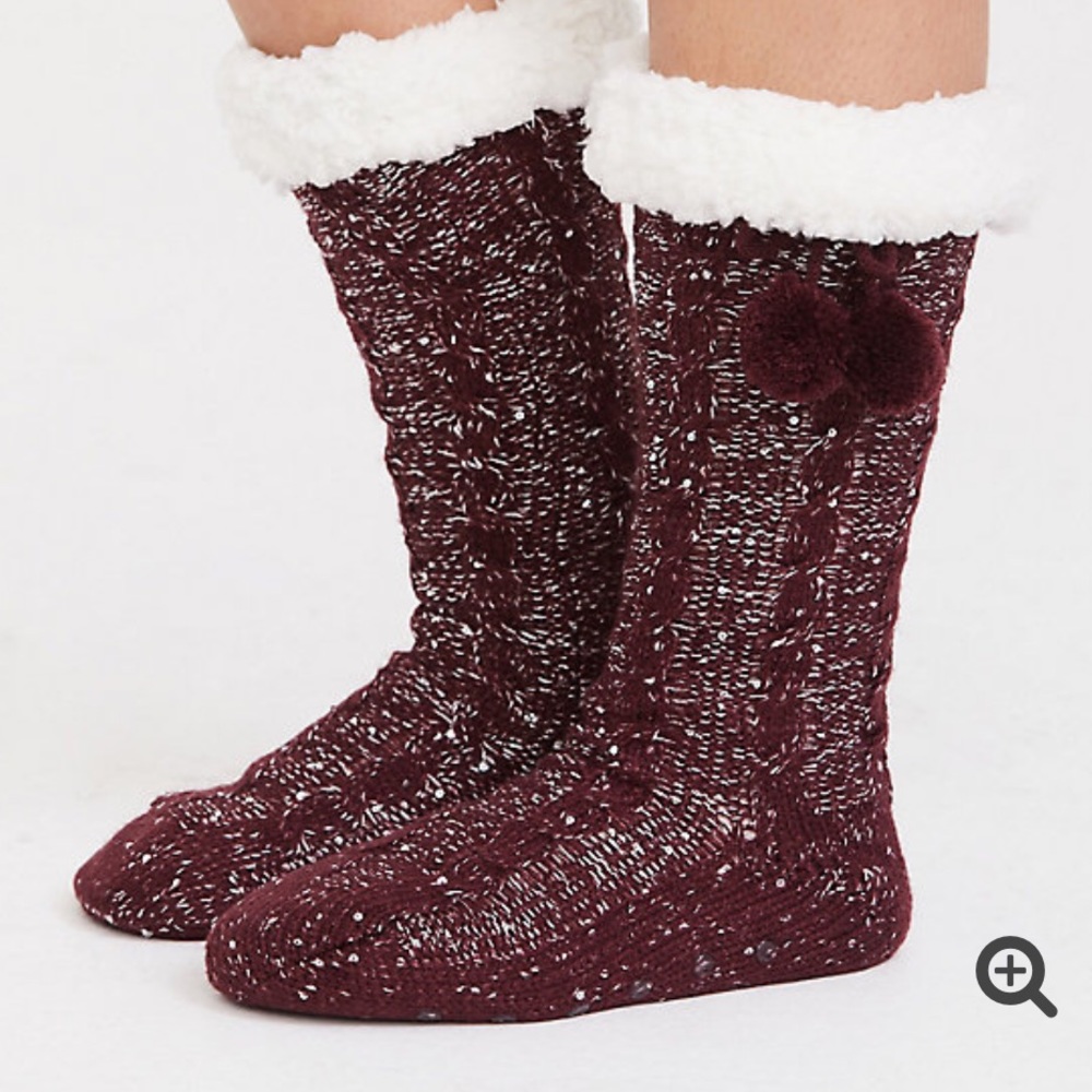 TORRID BURGUNDY MARLED SEQUIN POM SLIPPER SOCKS